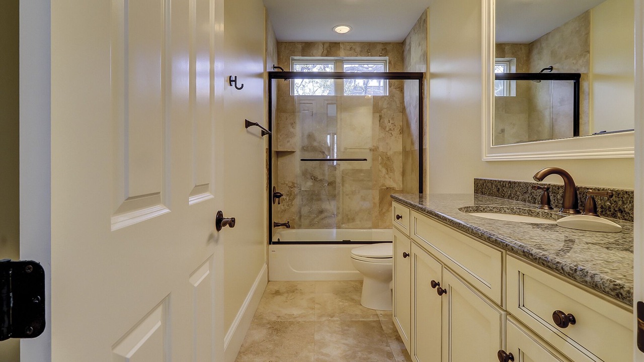 Photo of Bathroom in North Forest Beach