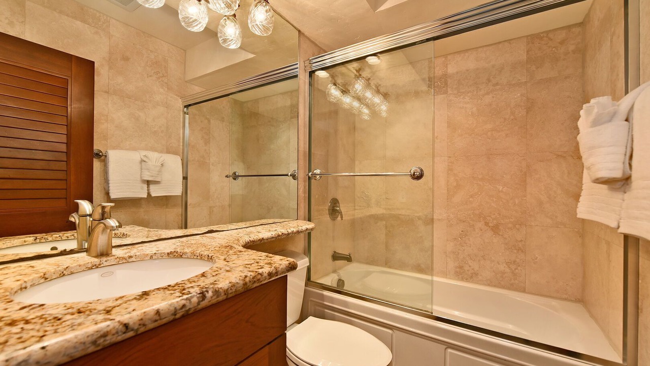 Photo of Bathroom in Napili-Honokowai