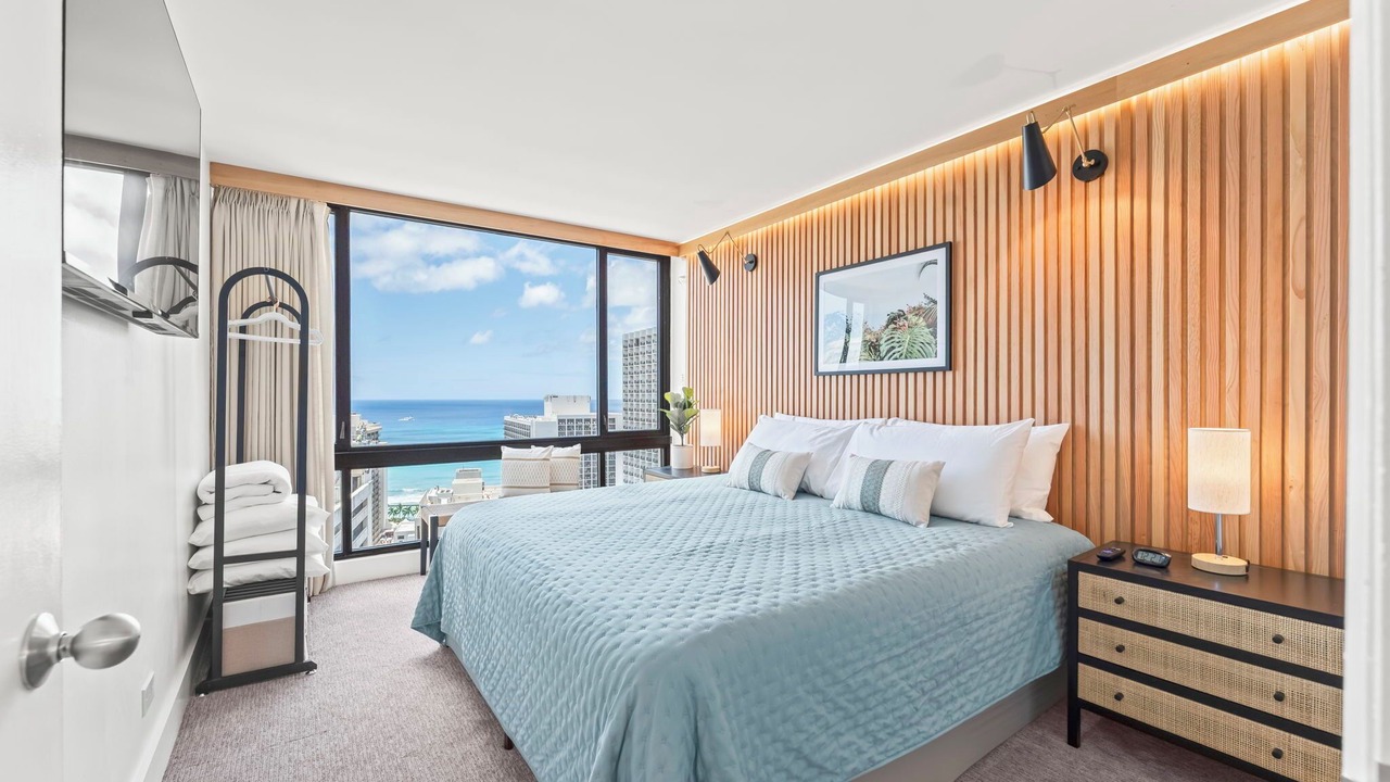 Photo of Bedroom in Waikiki
