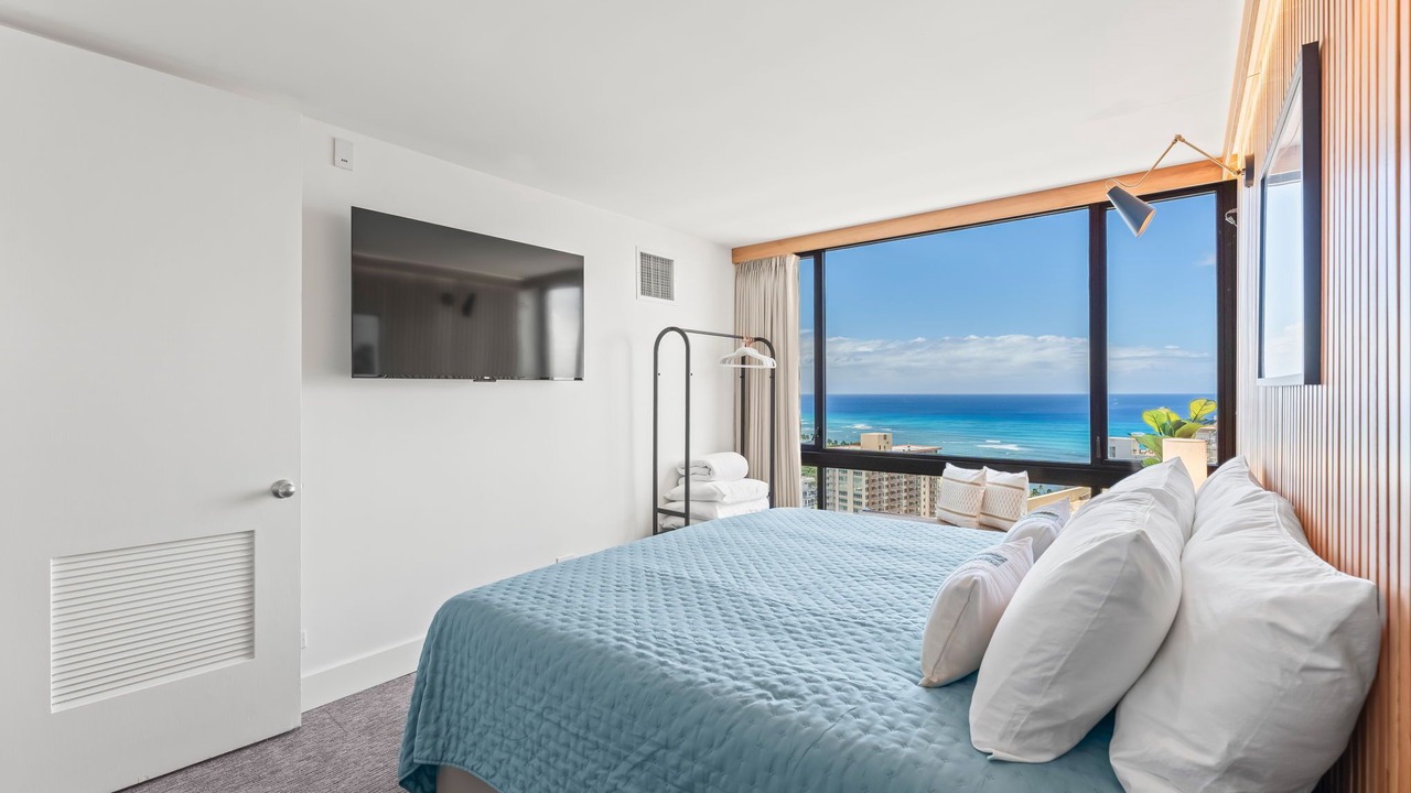 Photo of Bedroom in Waikiki