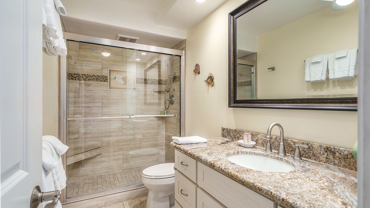 Photo of Bathroom in Kihei