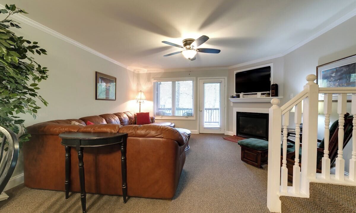 Photo of Livingroom in Helen