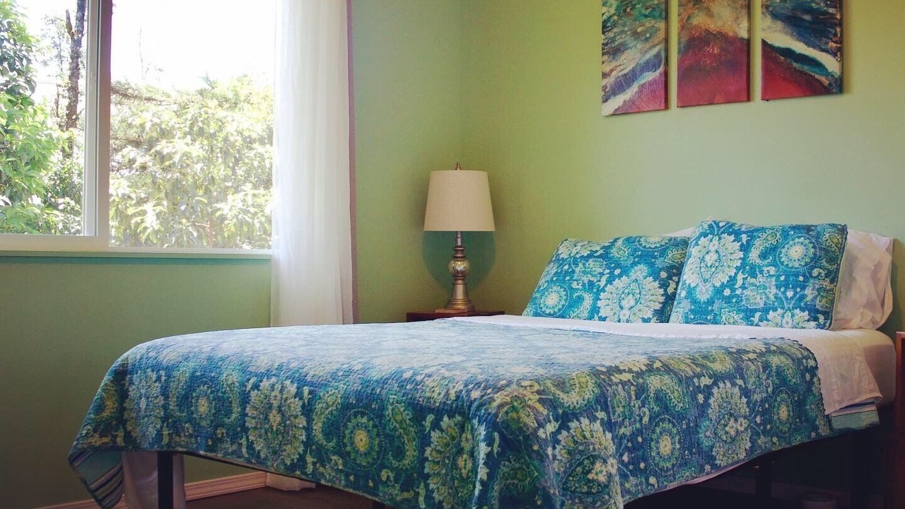 Photo of Bedroom in Keaau