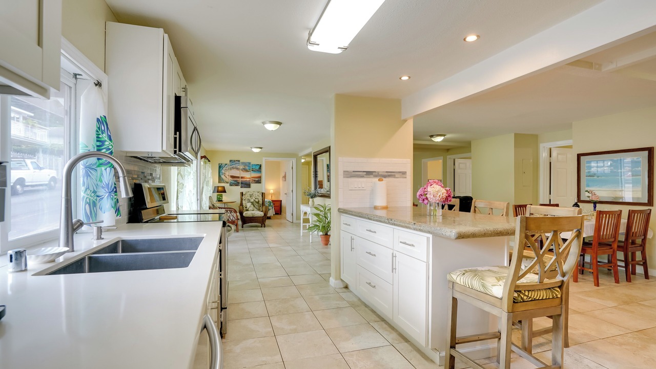 Photo of Kitchen in Kalihi Valley