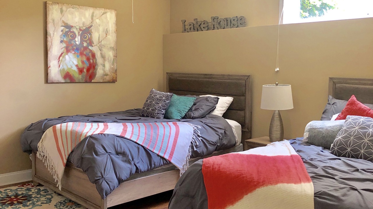 Photo of Bedroom in Seneca