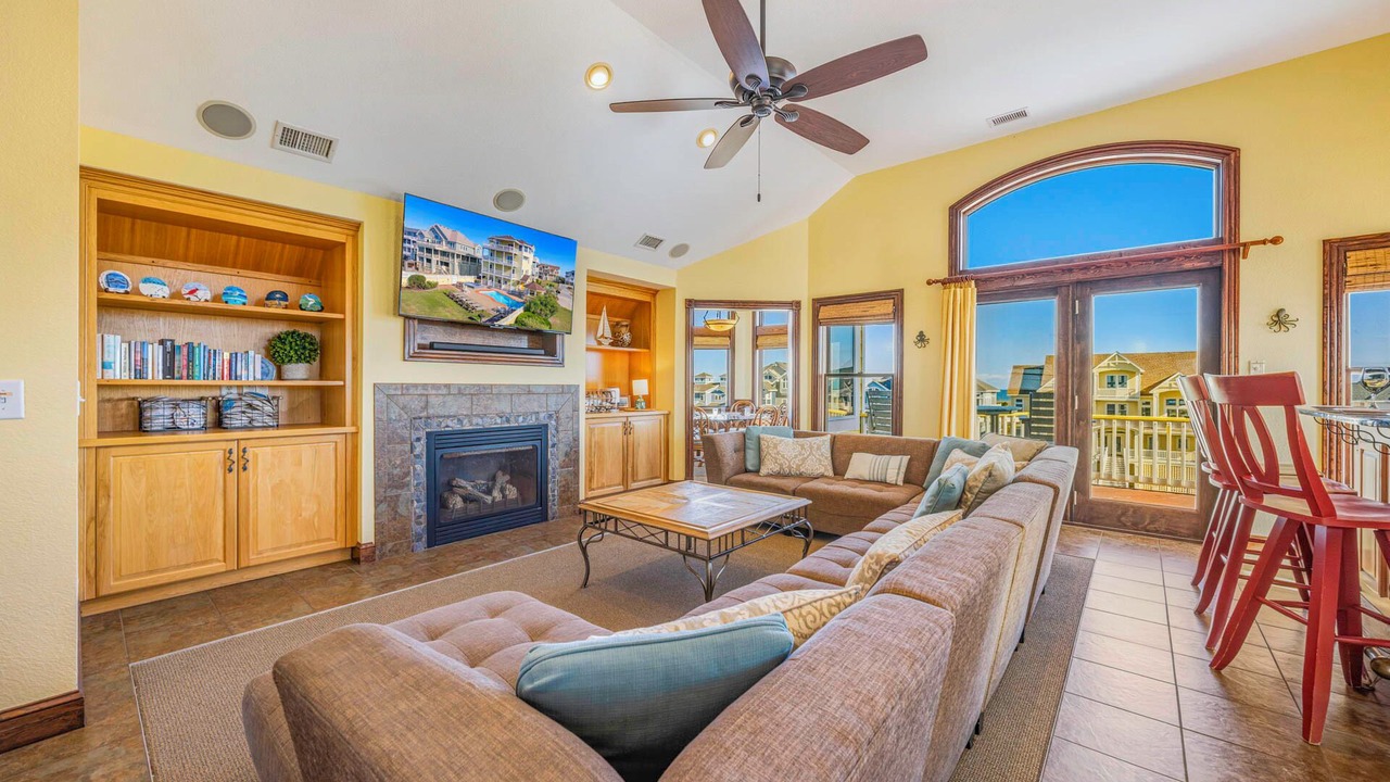Photo of Livingroom in Ocean Isle Estates