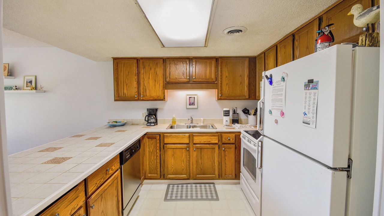 Photo of Kitchen in Surfside Beach