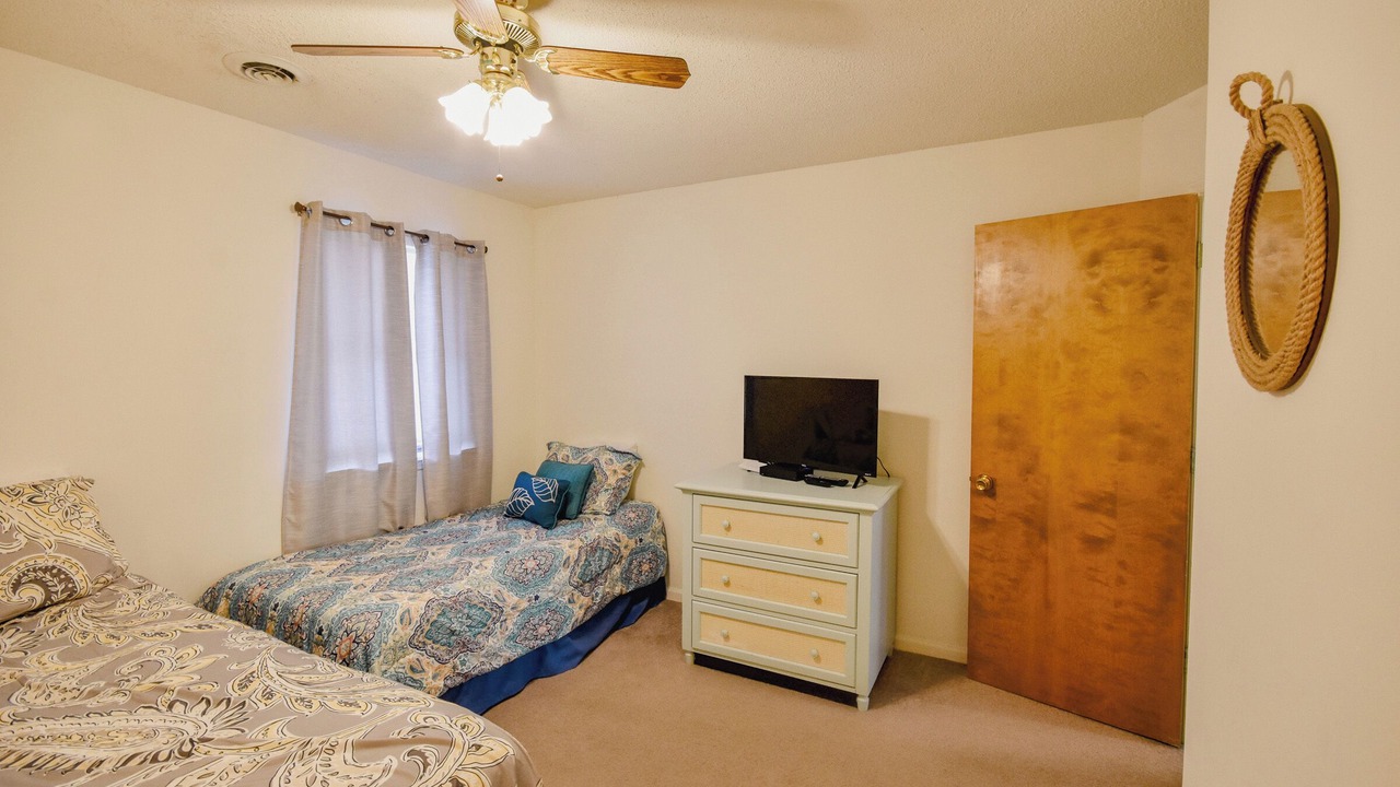 Photo of Bedroom in Surfside Beach