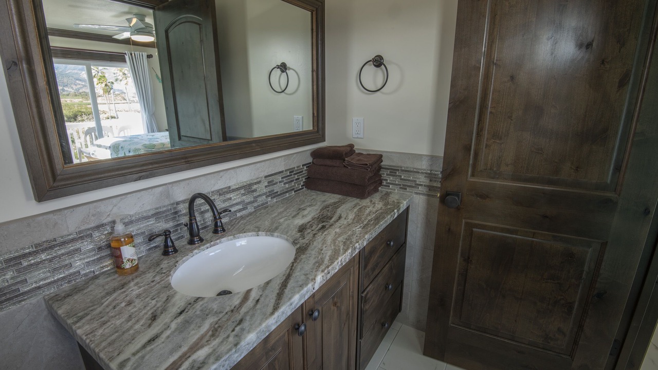 Photo of Bathroom in Waialua