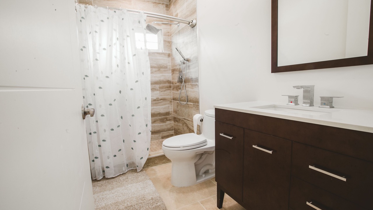 Photo of Bathroom in Portlock