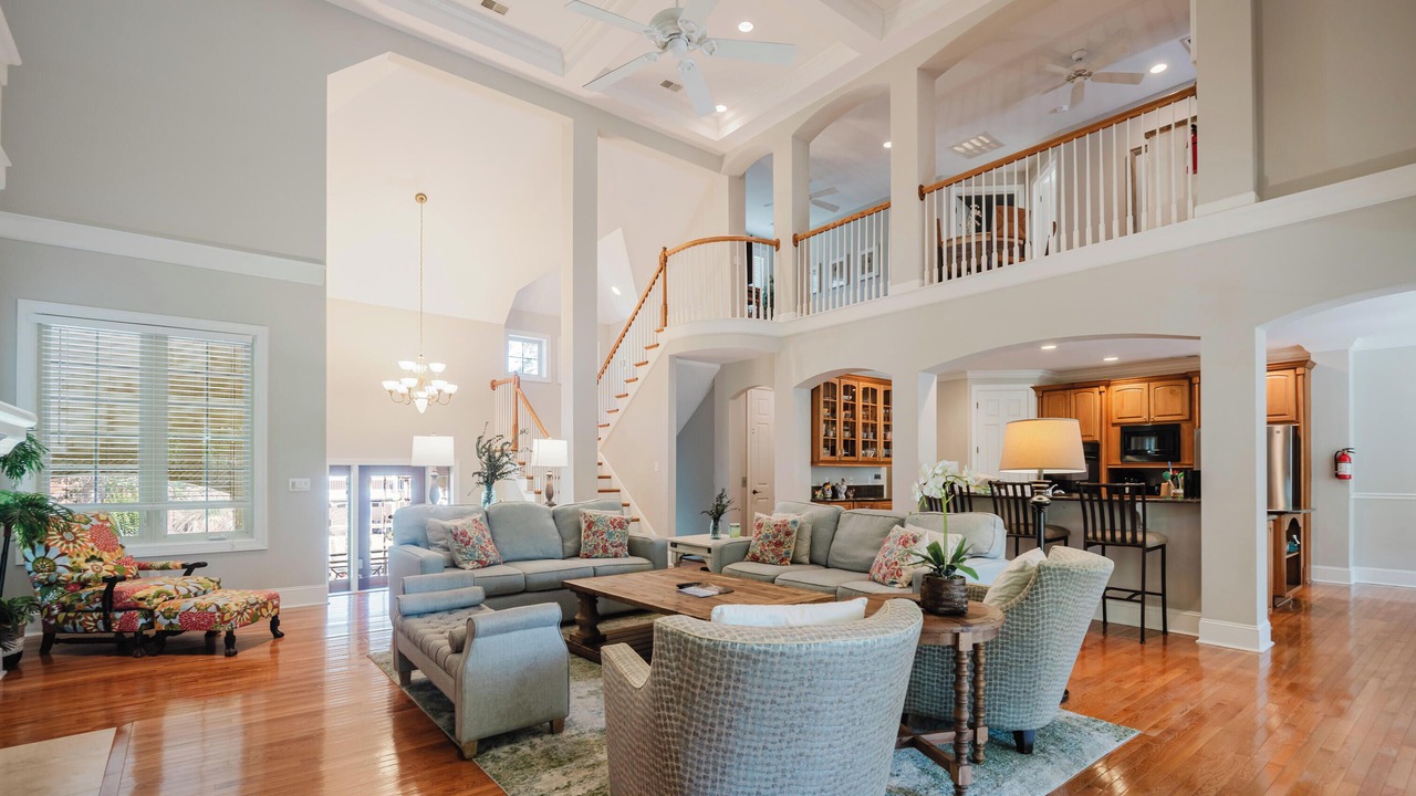 Photo of Livingroom in Folly Field