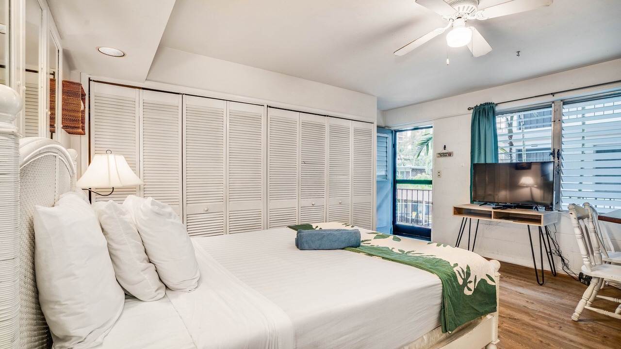Photo of Bedroom in Waikiki