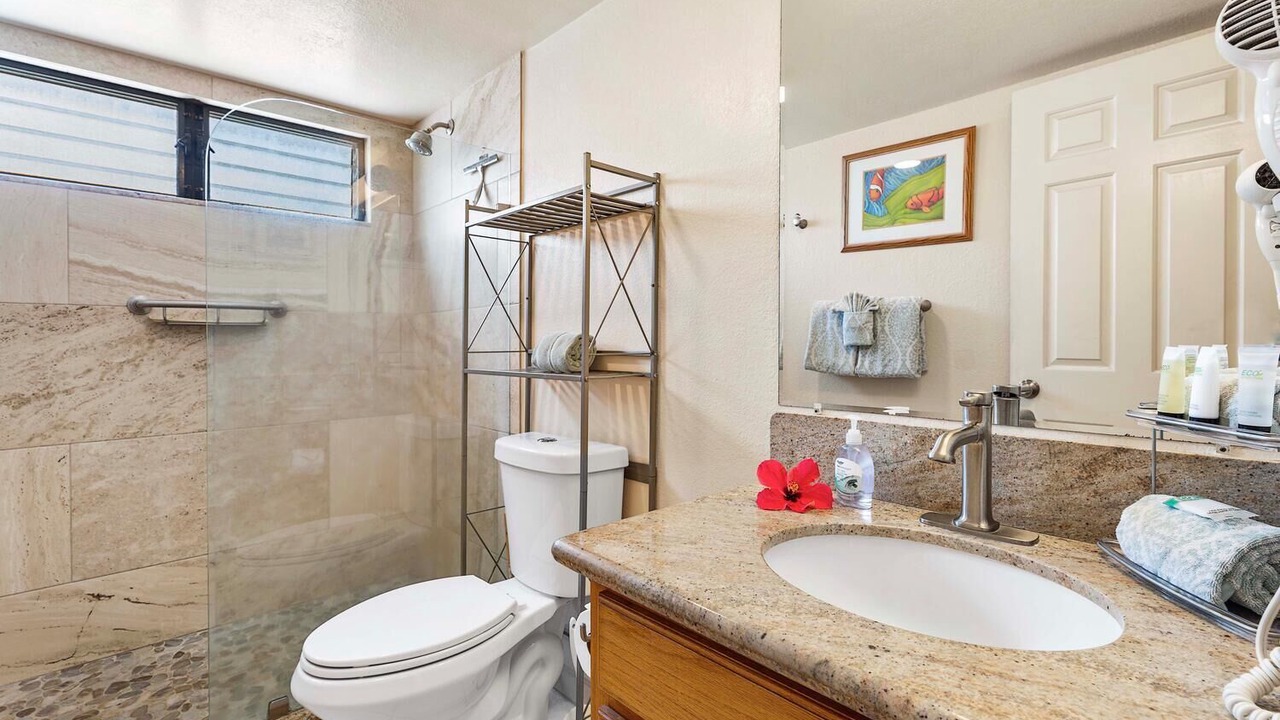 Photo of Bathroom in Historic Kailua Village
