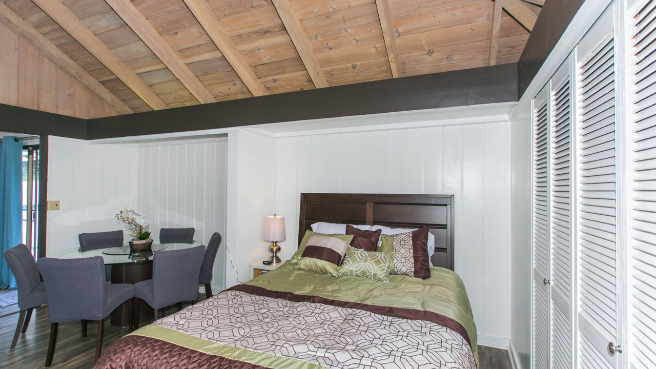 Photo of Bedroom in Kahala