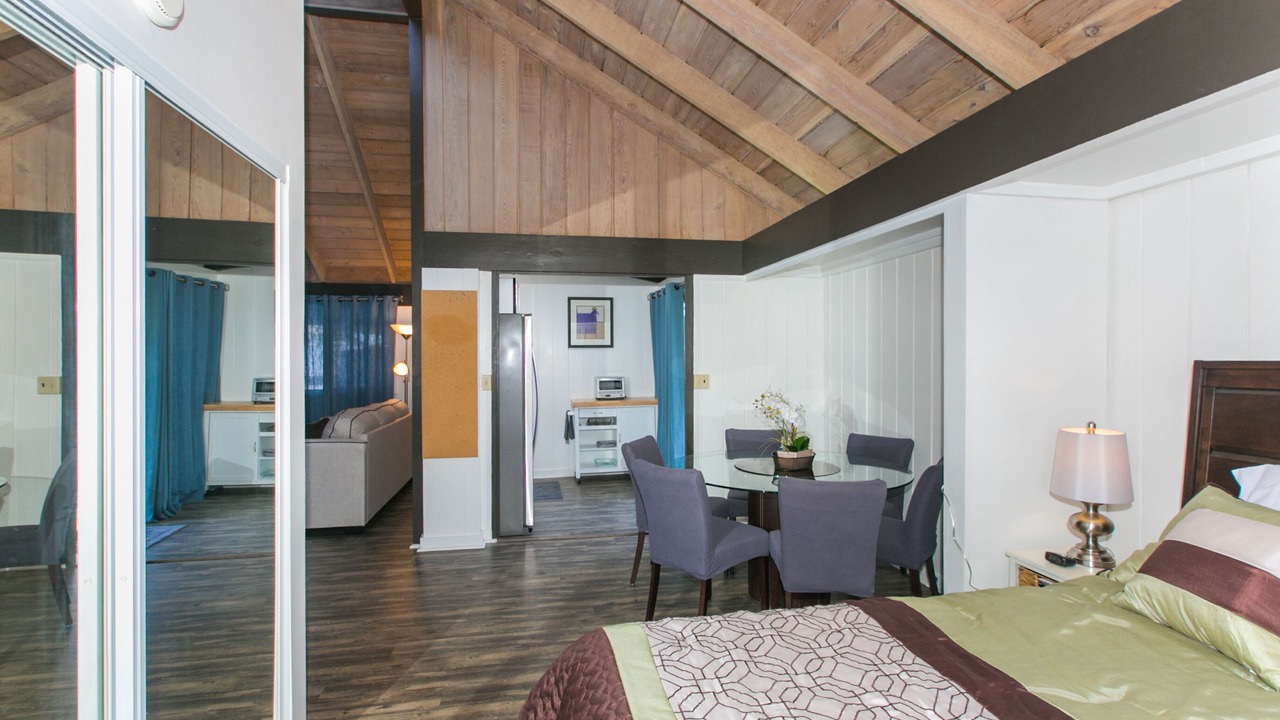 Photo of Bedroom in Kahala