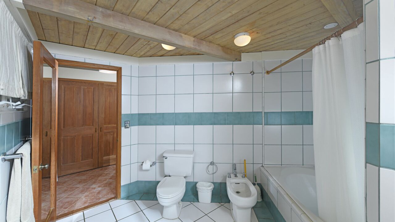 Photo of Bathroom in Pauwela
