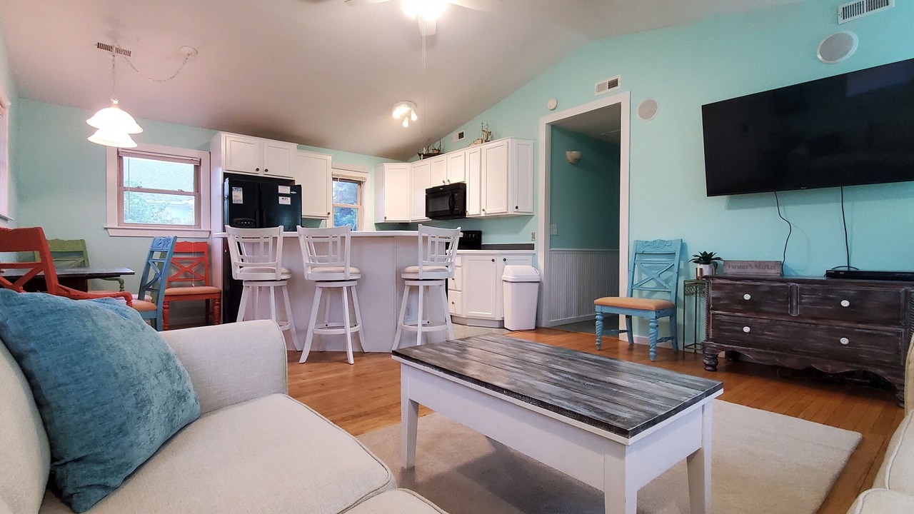 Photo of Livingroom in Colington