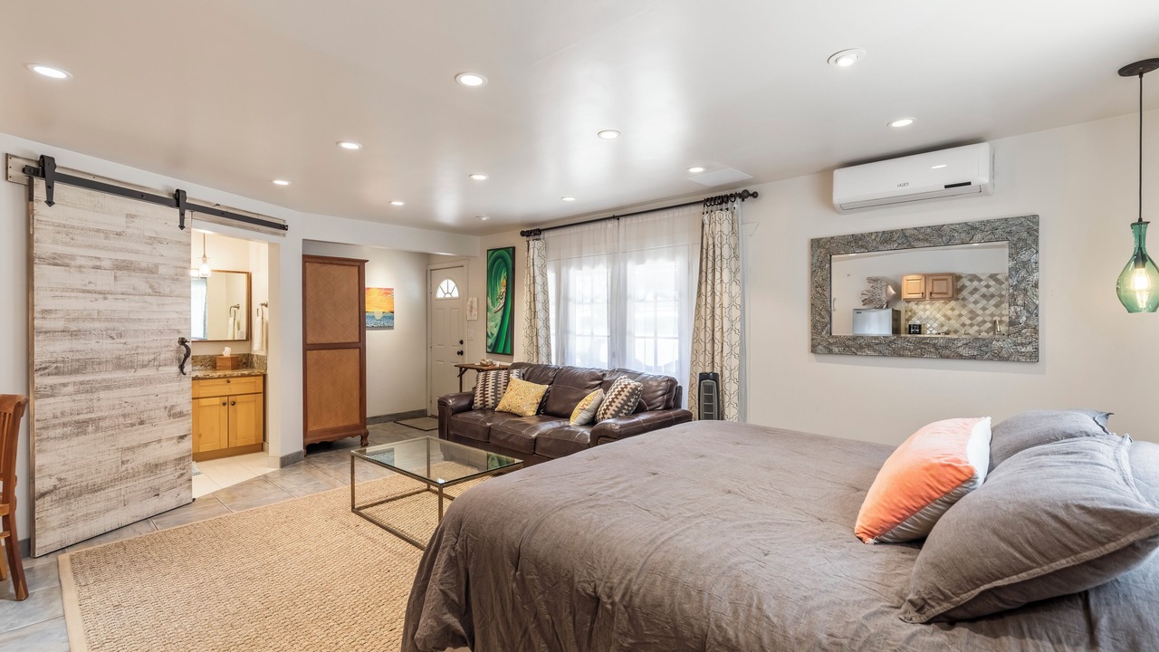 Photo of Bedroom in Paia