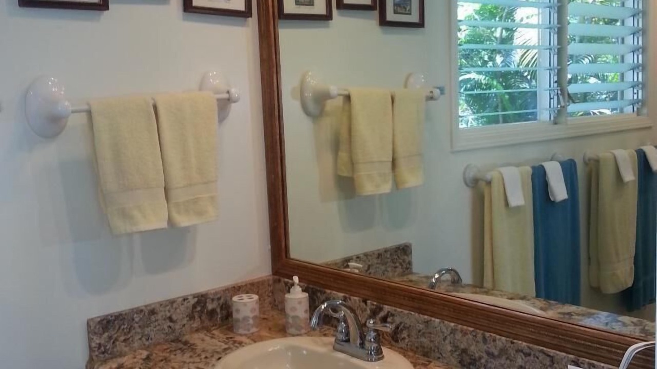 Photo of Bathroom in Lanikai