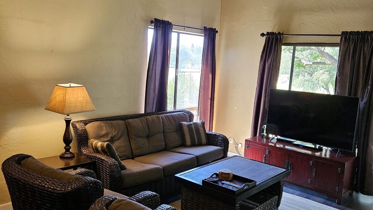 Photo of Livingroom in Waikoloa