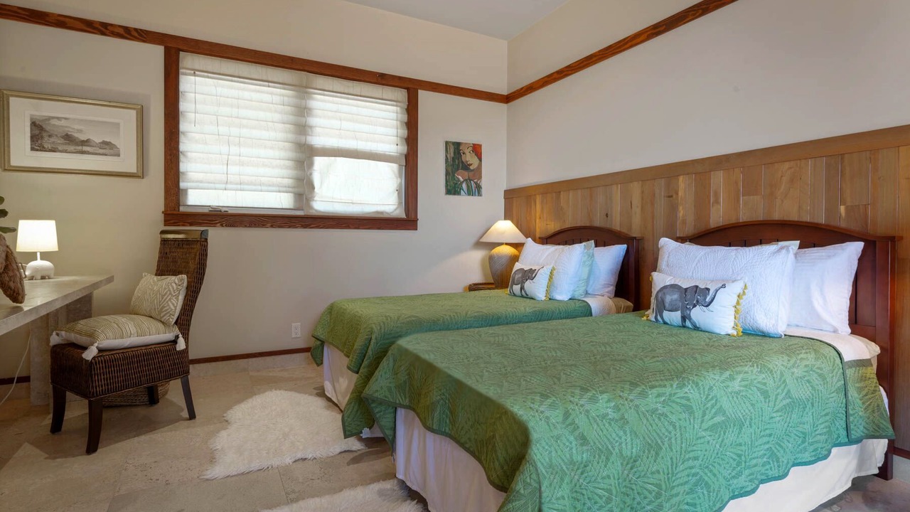 Photo of Bedroom in Kahaluu-Keauhou