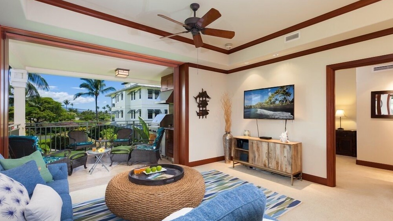 Photo of Livingroom in Waikoloa