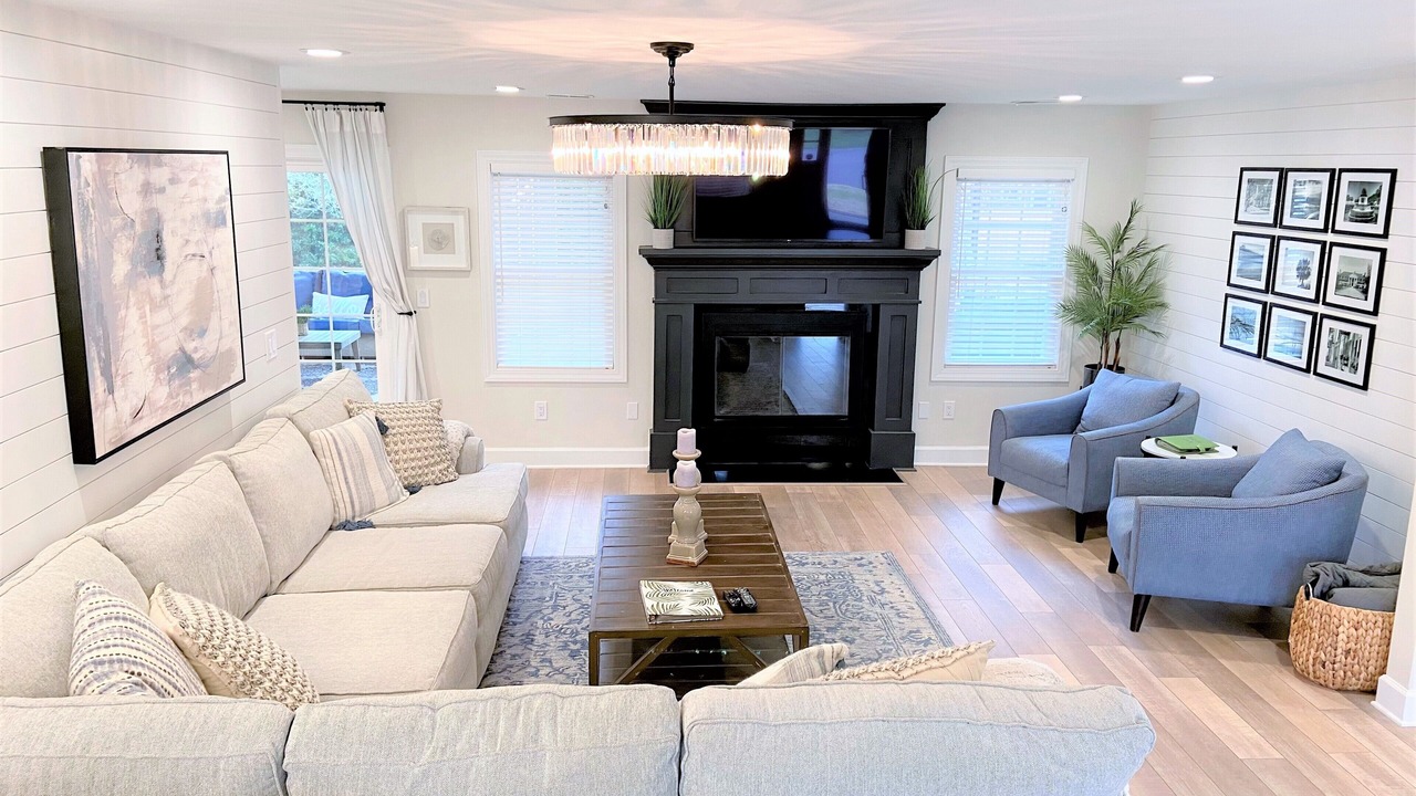 Photo of Livingroom in Harborgate Shores