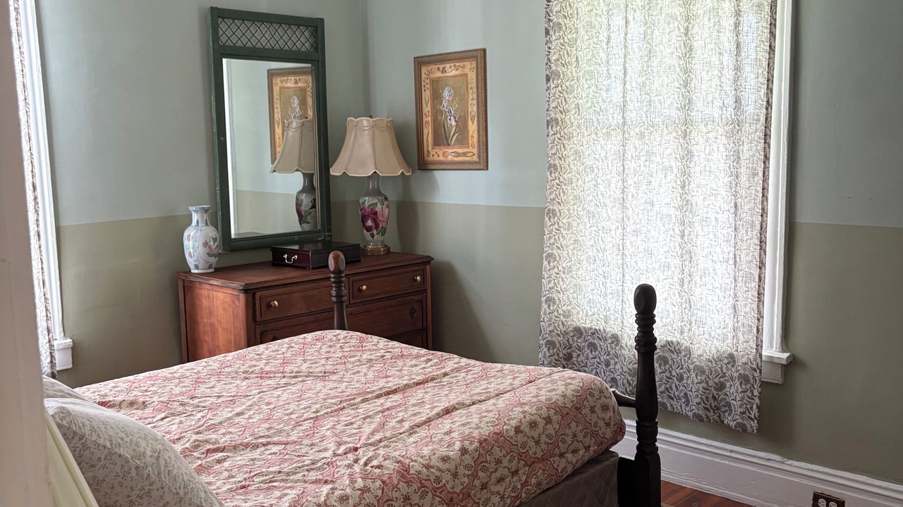 Photo of Bedroom in North Chesterfield