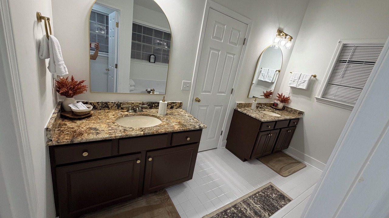 Photo of Bathroom in Lilburn
