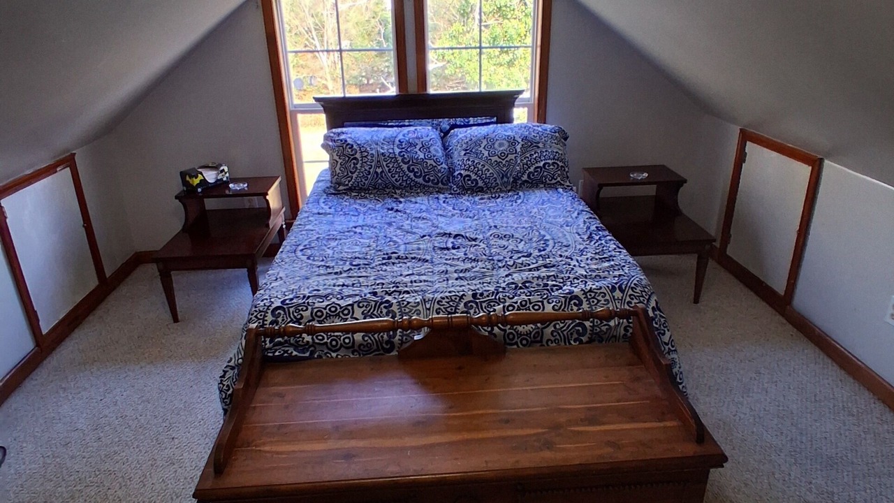 Photo of Bedroom in Fox Hill - Grandview