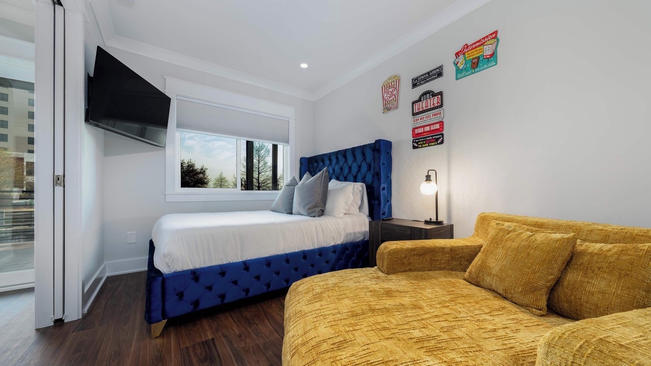 Photo of Bedroom in River District