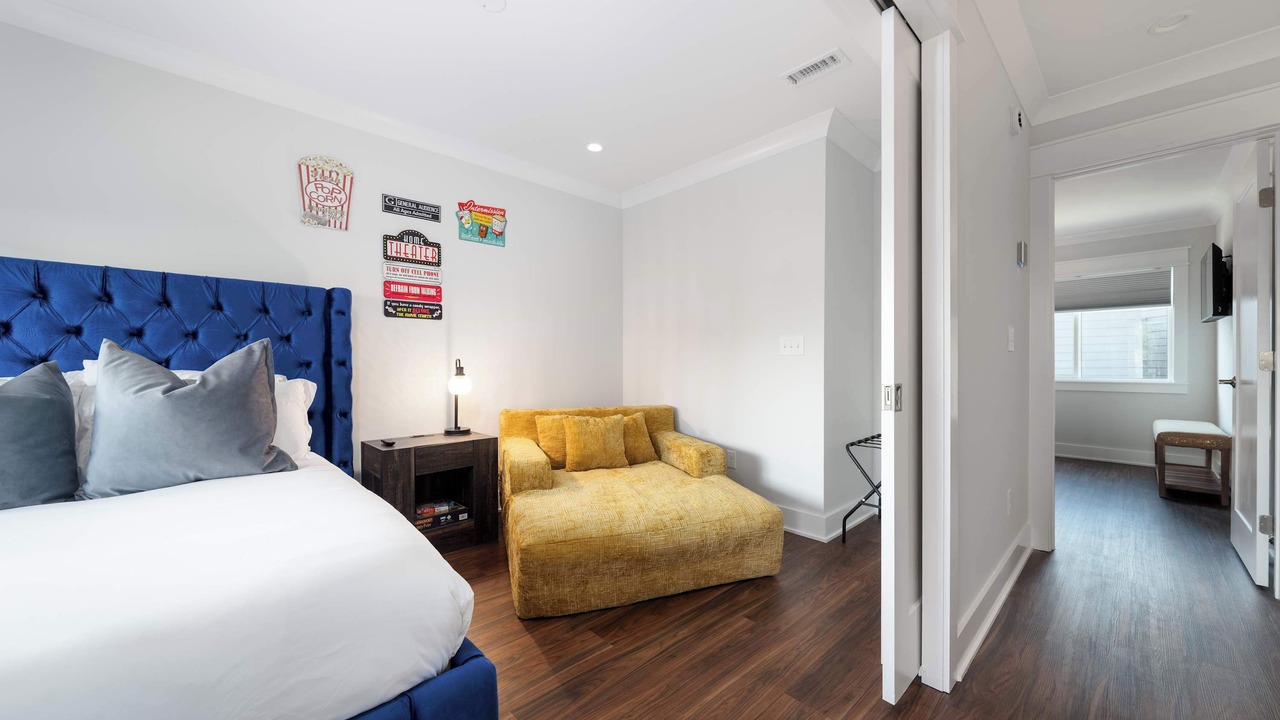 Photo of Bedroom in River District