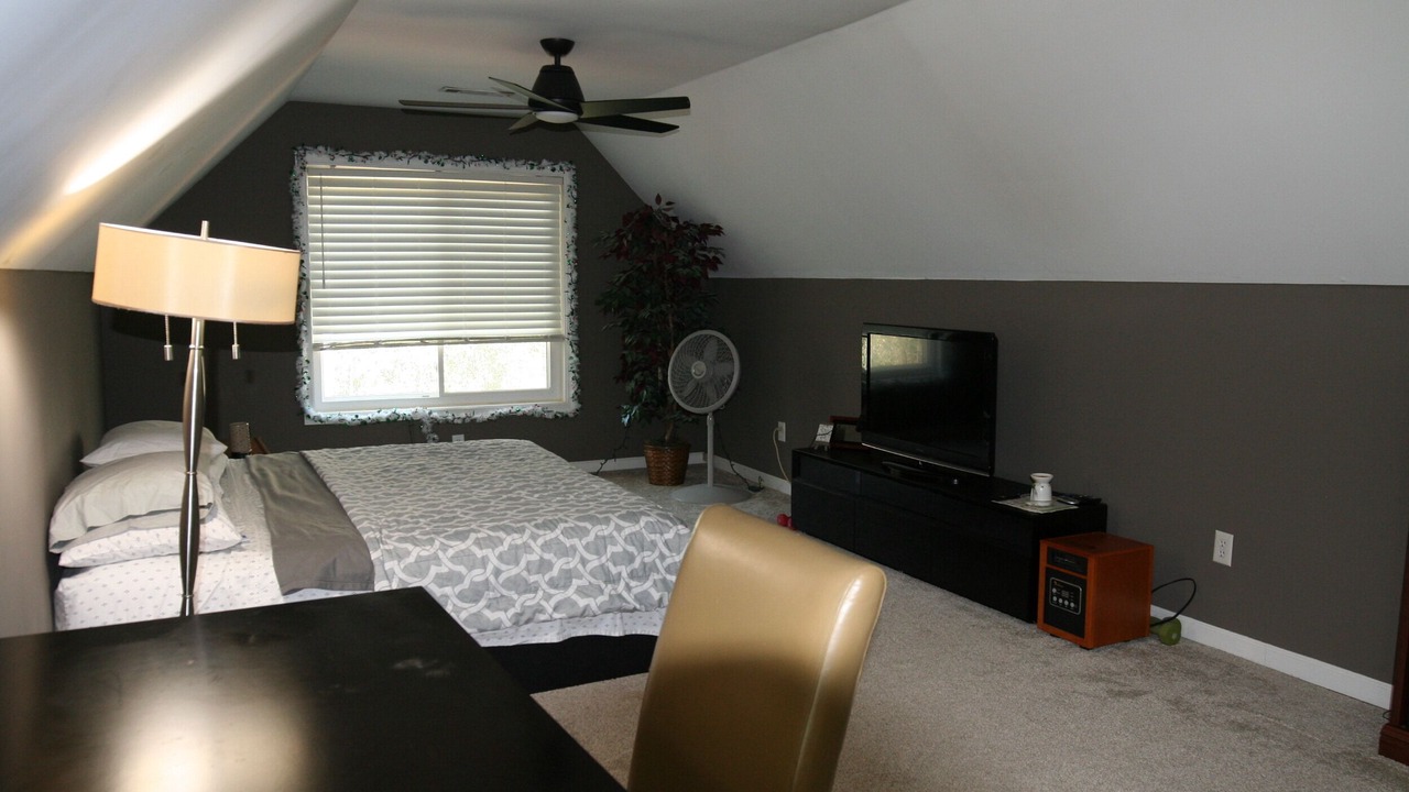 Photo of Bedroom in Lawrenceville