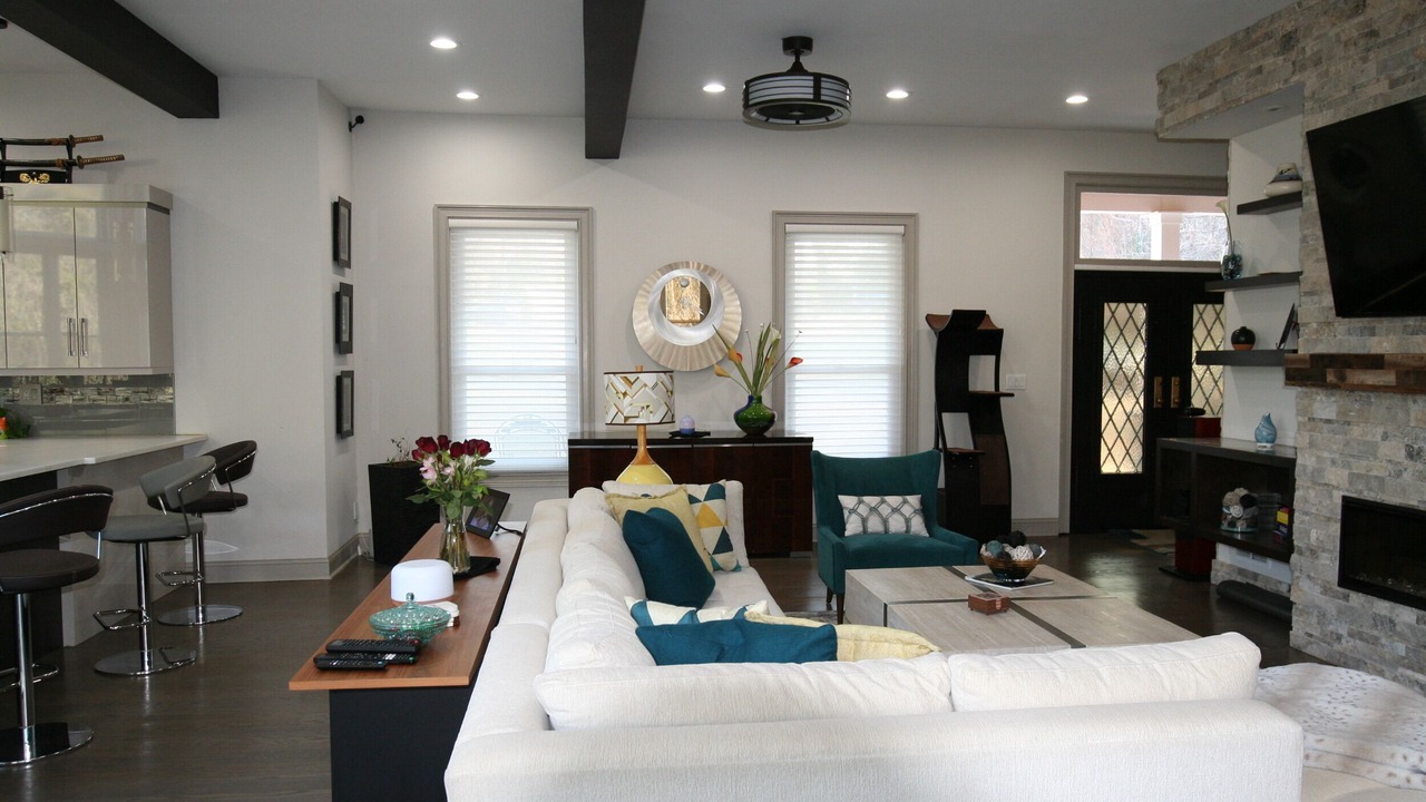 Photo of Livingroom in Lawrenceville