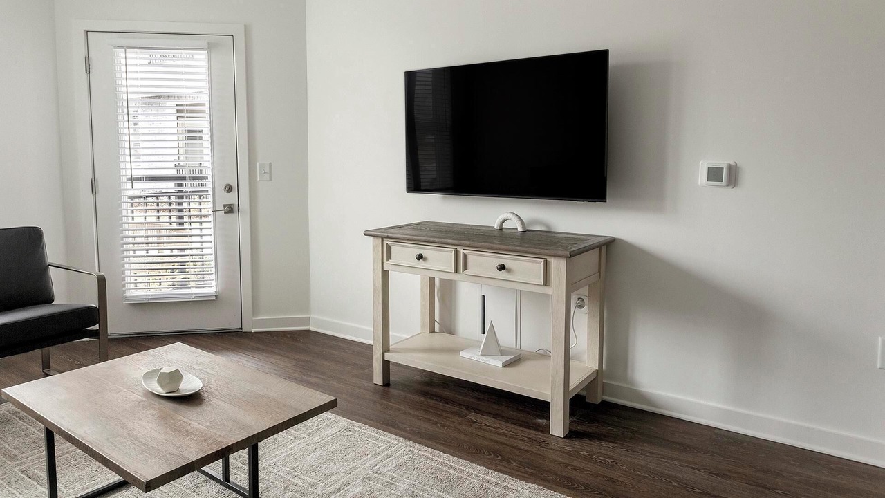 Photo of Livingroom in East Raleigh