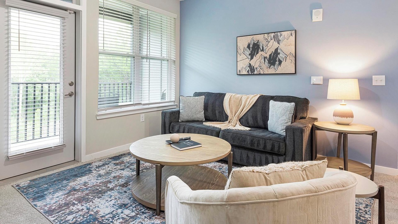 Photo of Livingroom in Huntersville