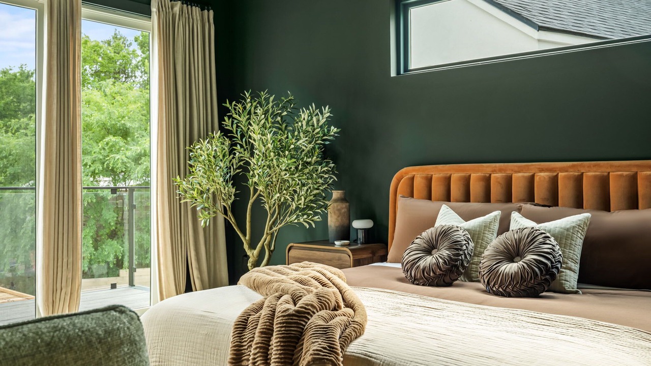 Photo of Bedroom in South Manchaca