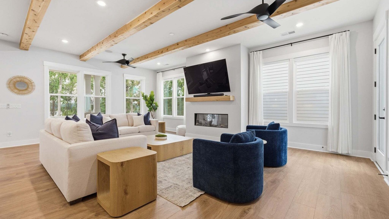 Photo of Livingroom in Lake Norman of Catawba