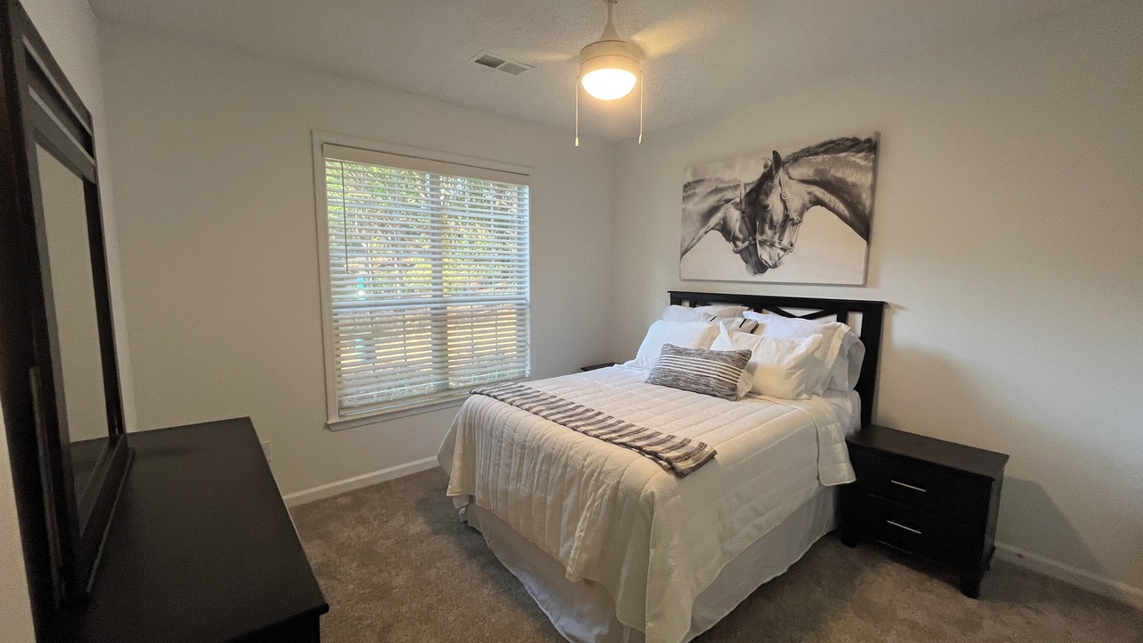 Photo of Bedroom in Alpharetta