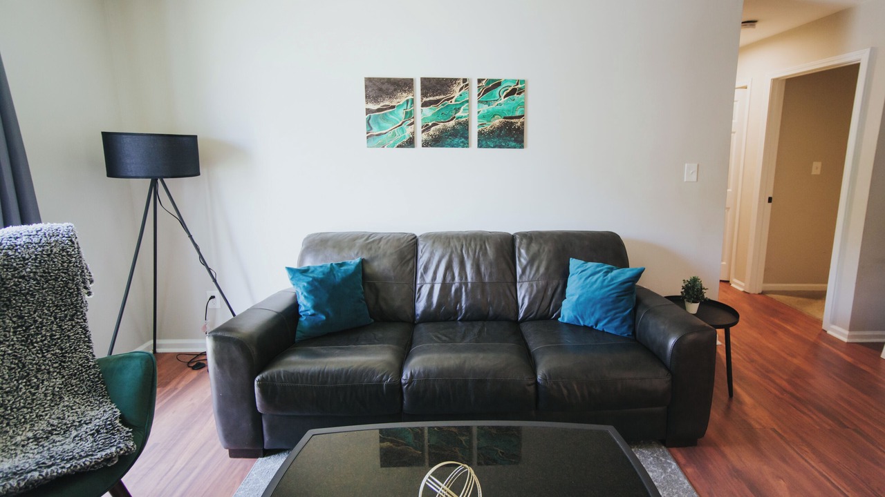 Photo of Livingroom in Downtown