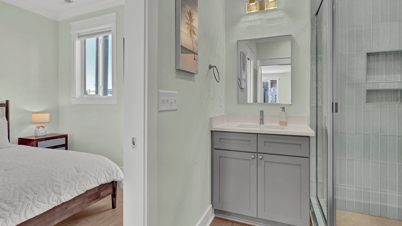 Photo of Bathroom in River District