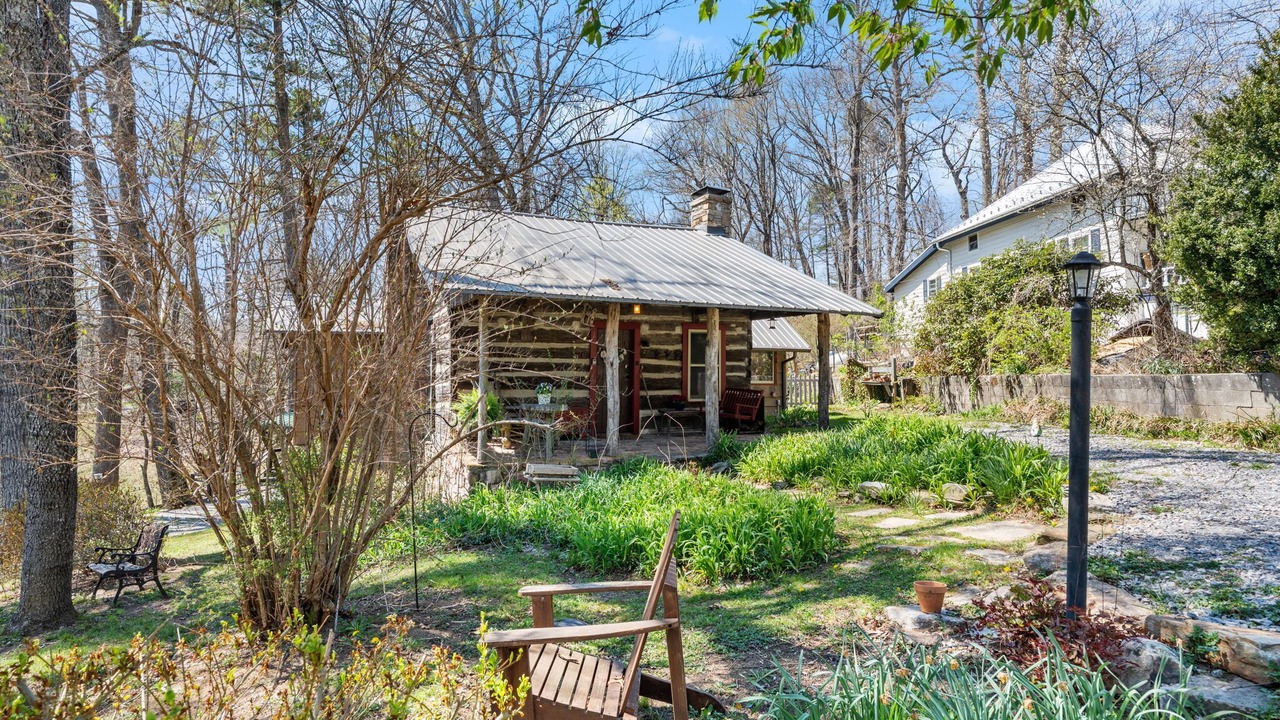 Photo of Outdoor in Linville Falls