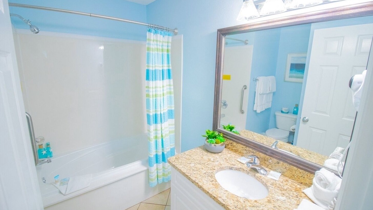 Photo of Bathroom in Surfside Beach