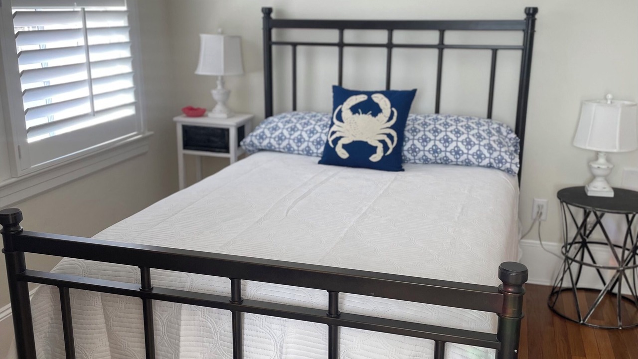 Photo of Bedroom in Deltaville