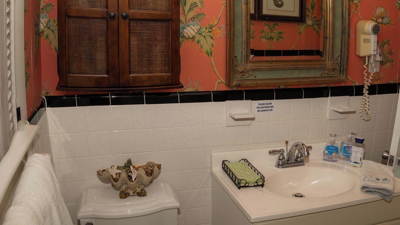 Photo of Bathroom in Urbanna