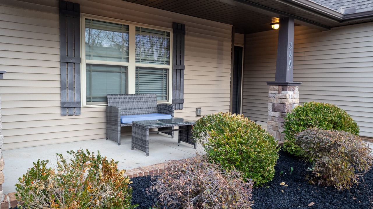 Photo of Outdoor in Seneca