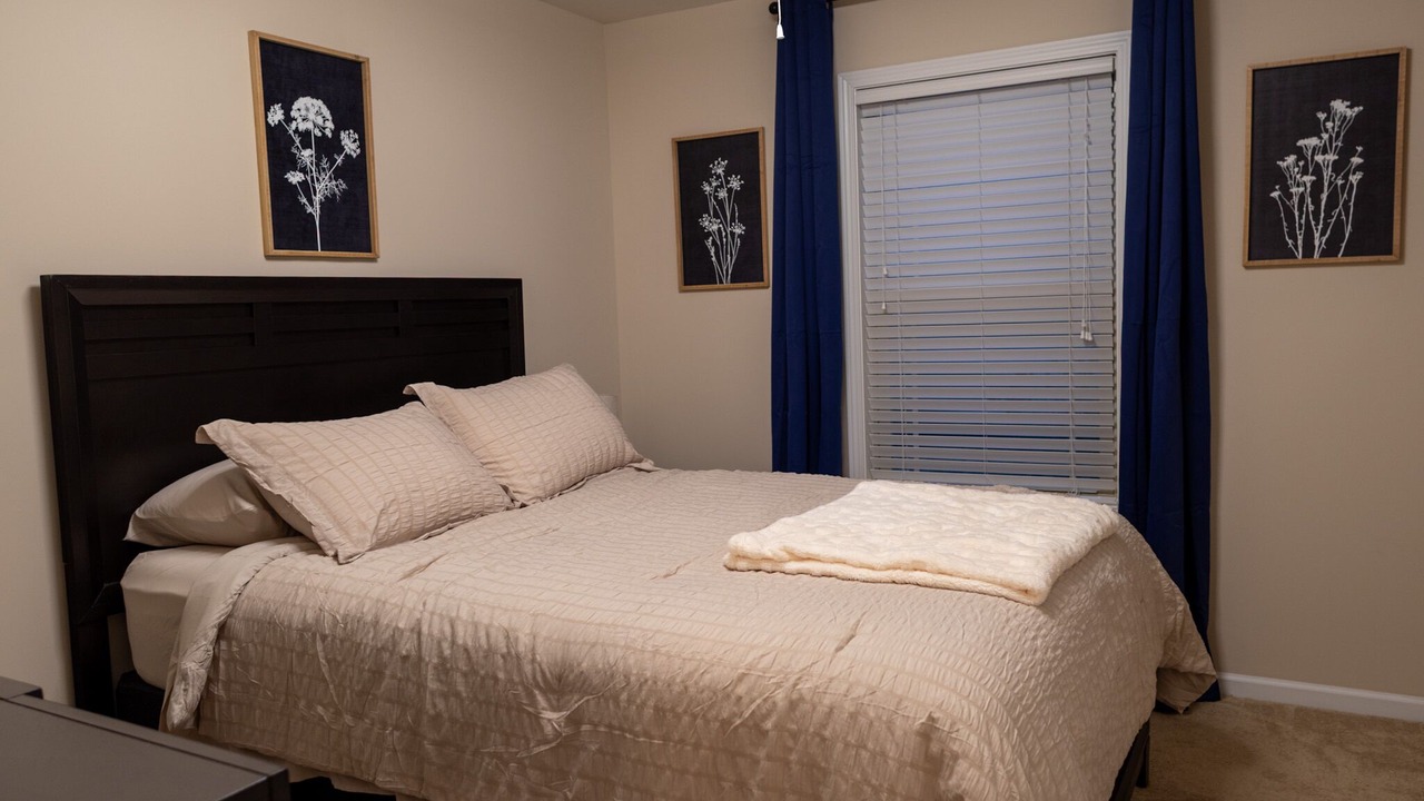 Photo of Bedroom in Seneca