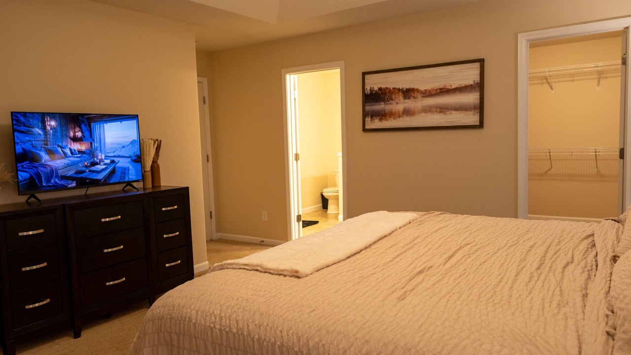 Photo of Bedroom in Seneca