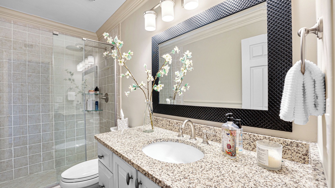 Photo of Bathroom in Harbour Town