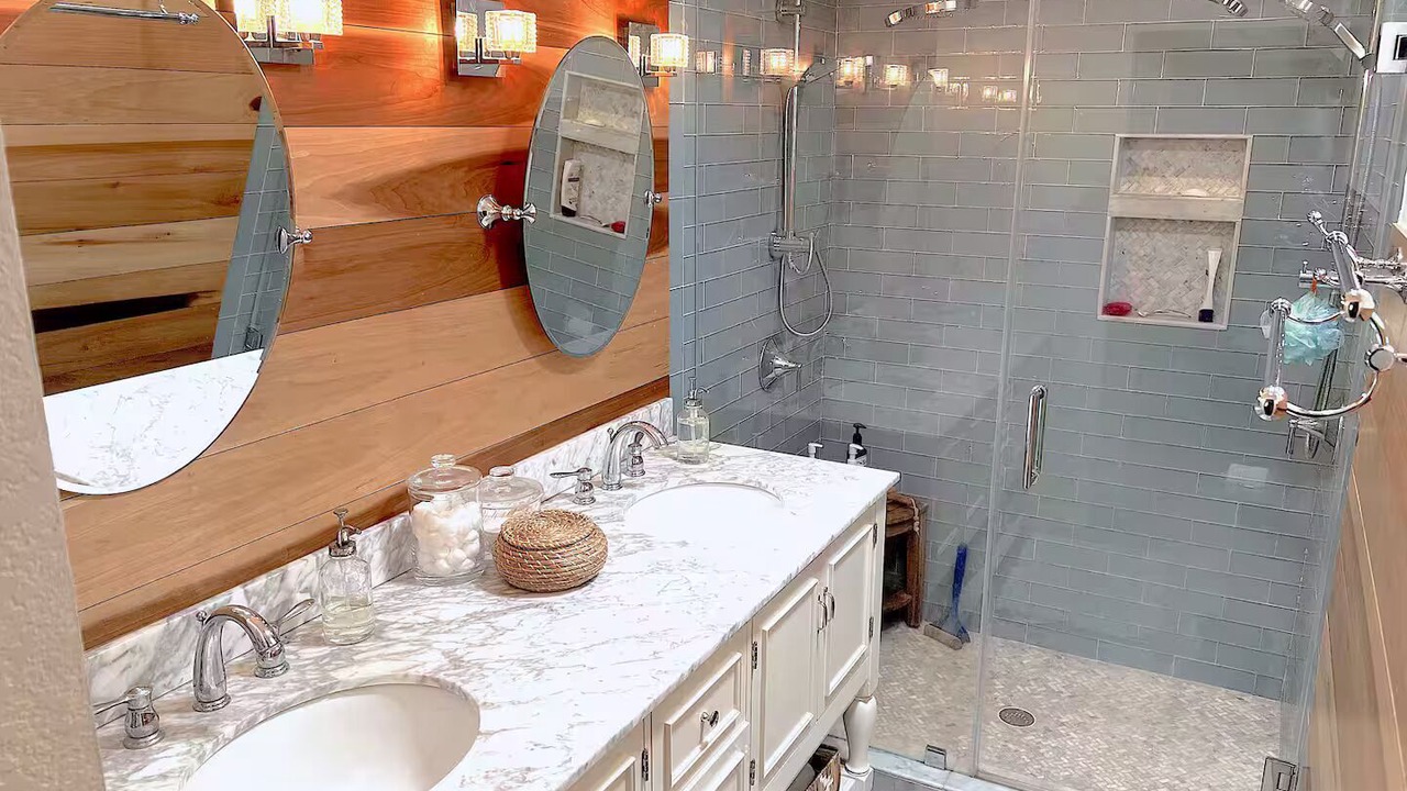 Photo of Bathroom in Austin Lake Estates